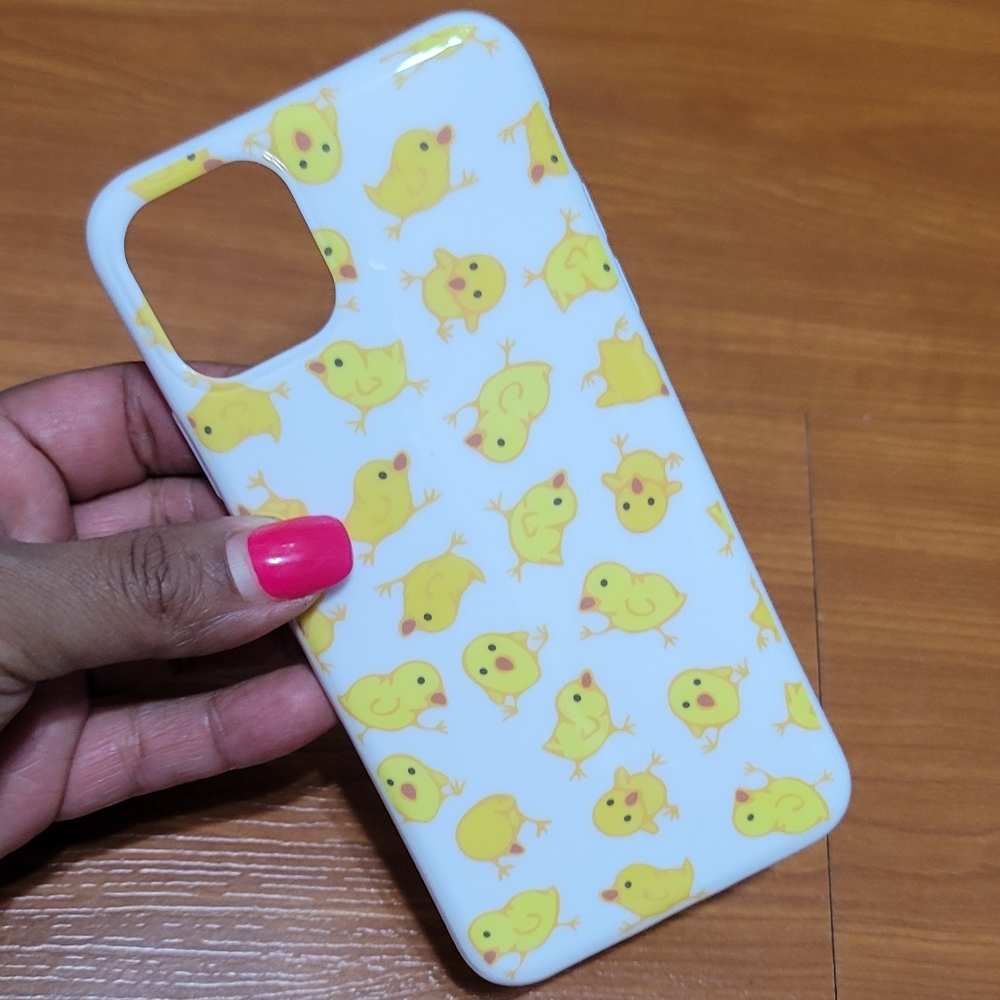 NWOT LMNT IPhone 11 PRO MAX White Chick Pattern Phone Case